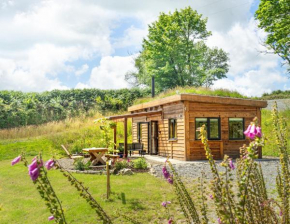 Llwyn-Teg Log Cabin